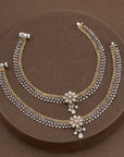 PETAL ELEGANCE ANKLET