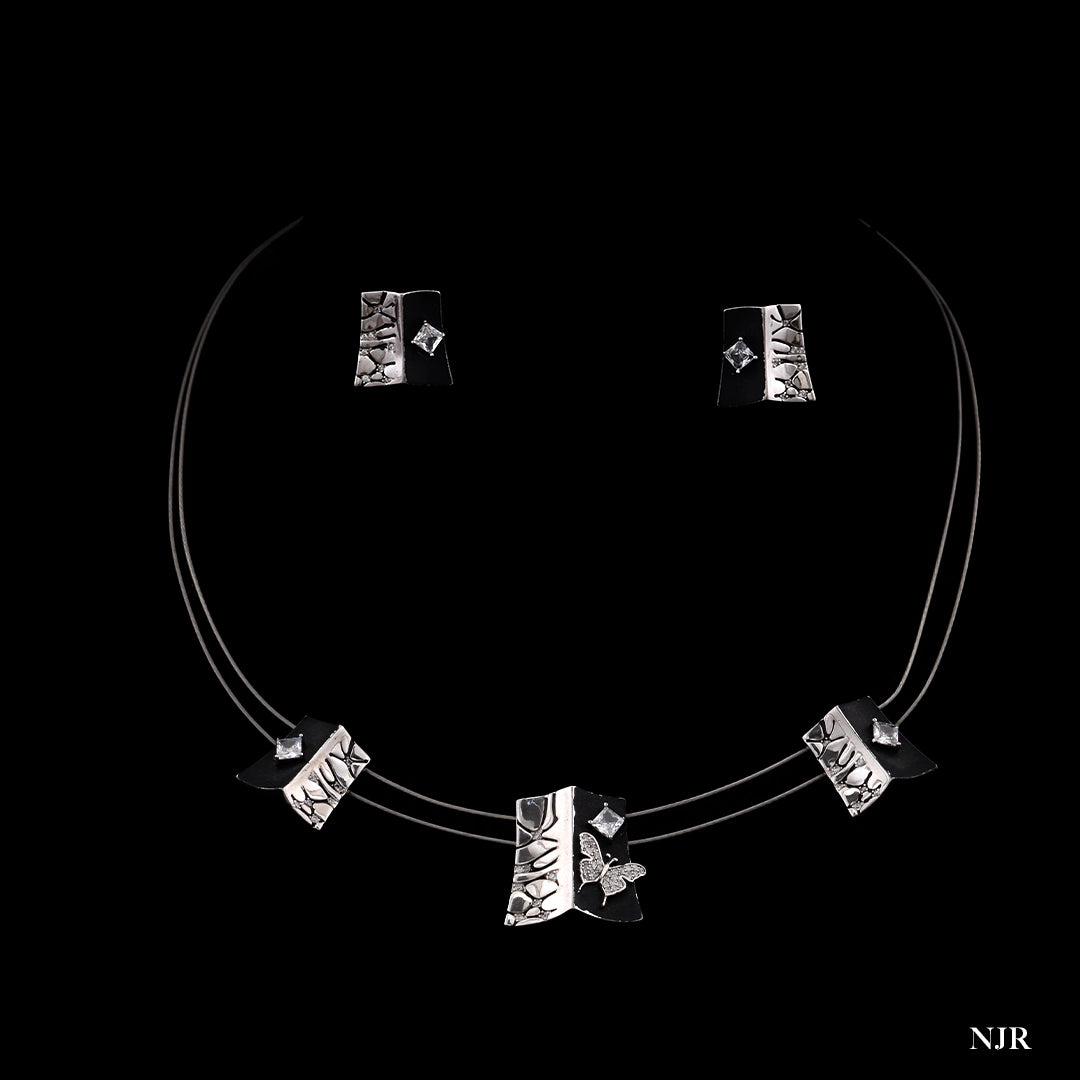 BUTTERFLY NECKLACE SET