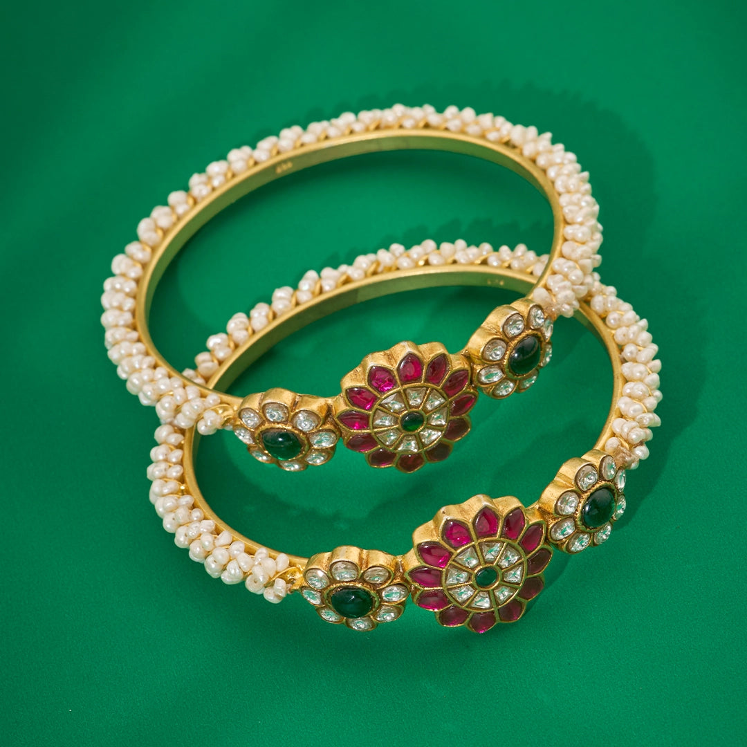 RUBY BLOOMS PEARL BANGLE