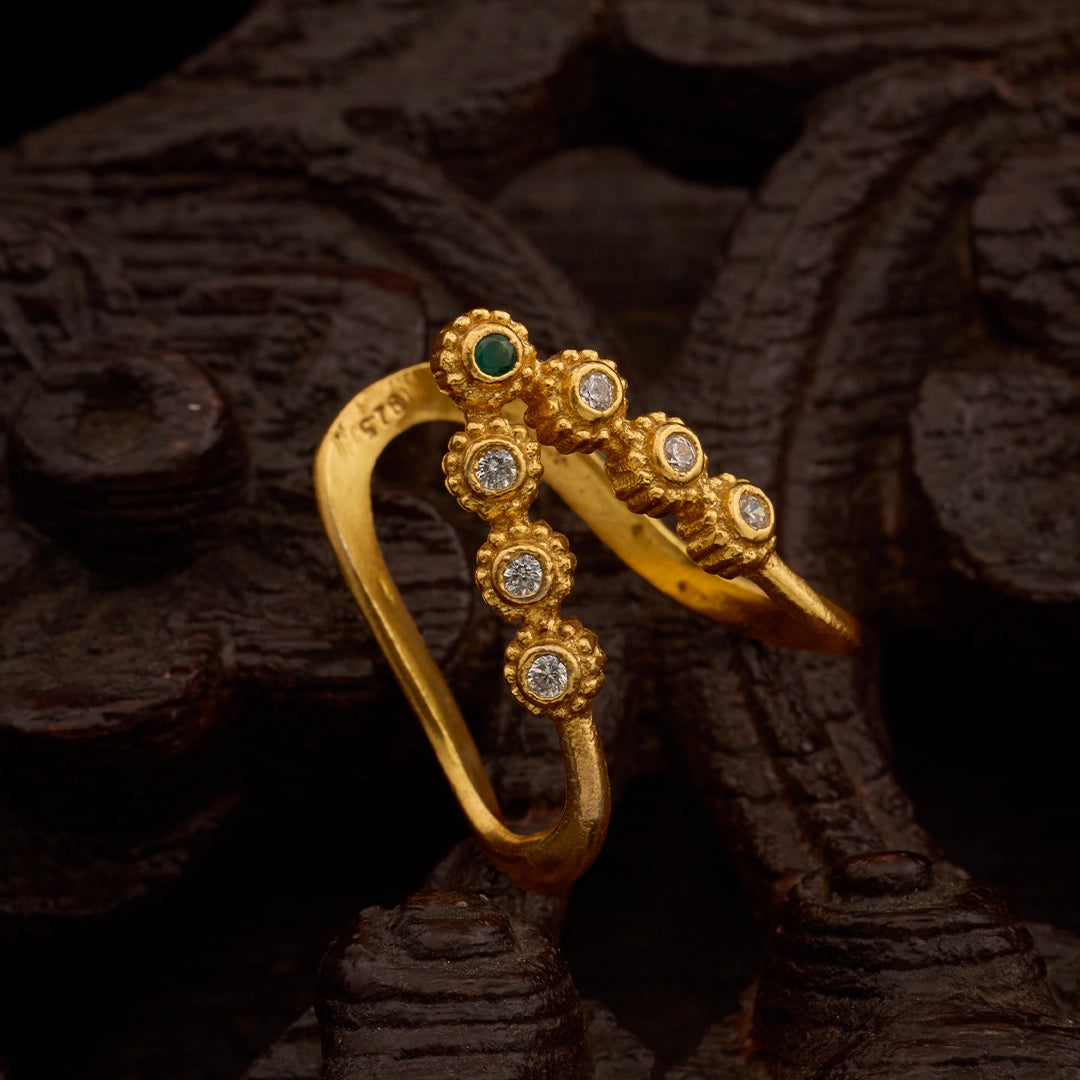 SWARNA BLOOM VANKI RING