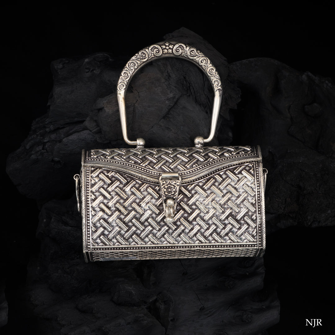 ROYAL OXIDISED CLUTCH