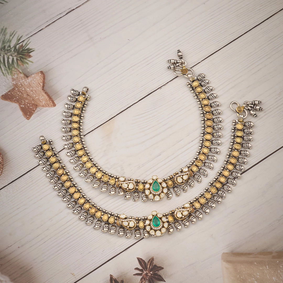 ANTIQUE GOLD-TONE EMERALD ANKLET