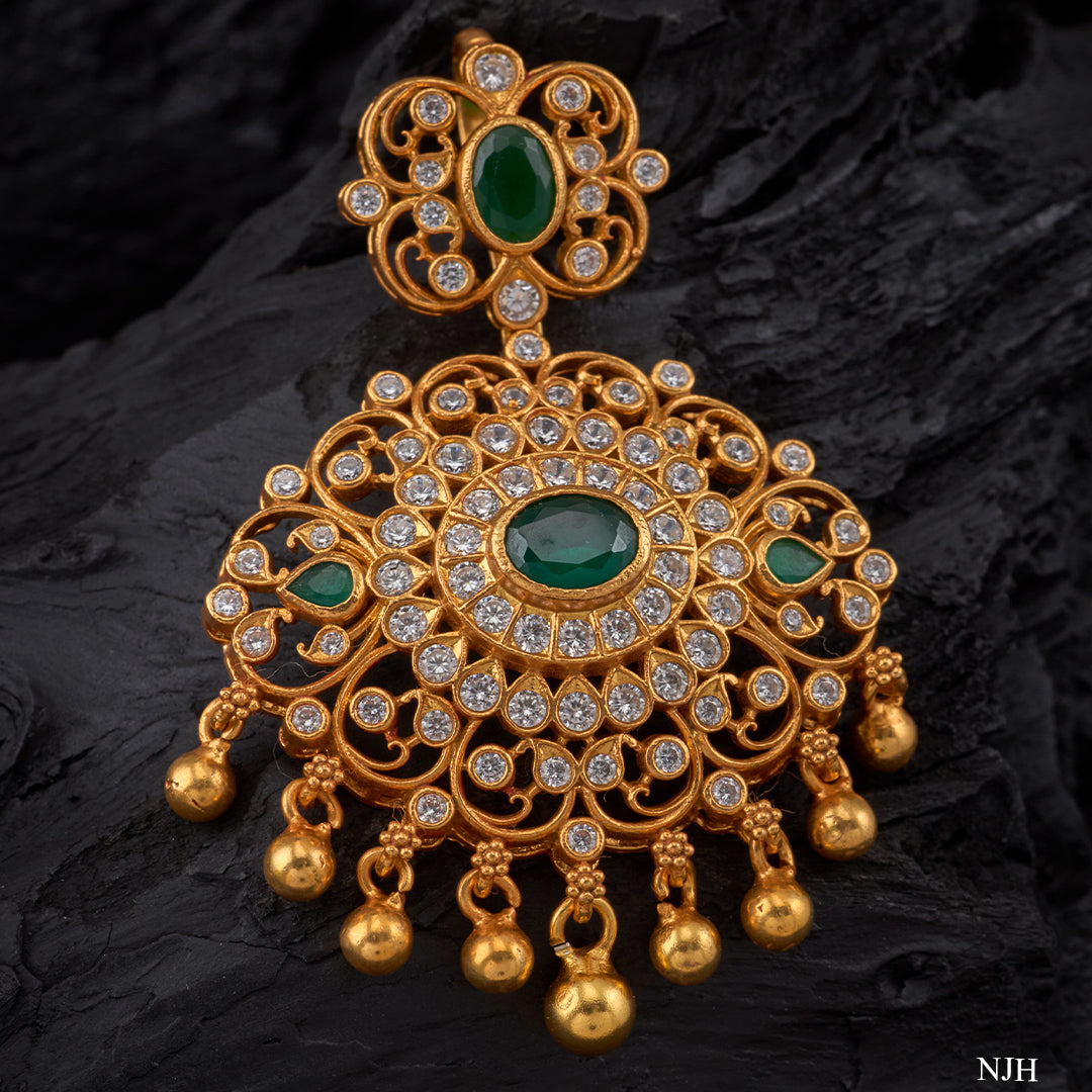 TEMPLE STYLE GREEN STONE PENDANT