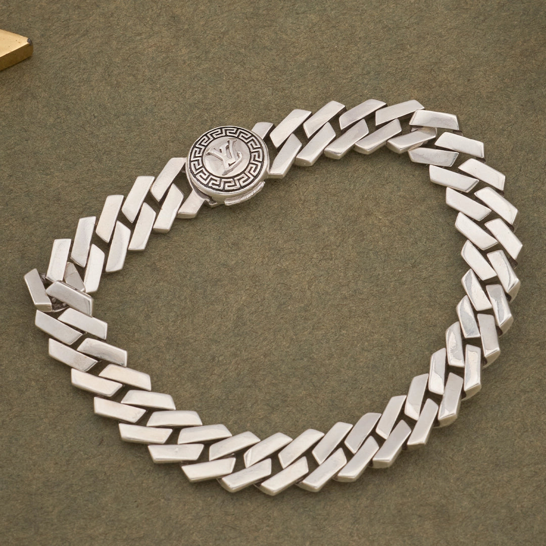 CREST CHAIN BRACELET