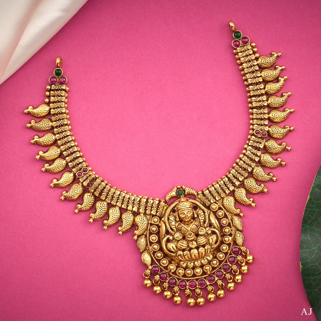 LAKSHMI MANGO SHORT NECKLACE