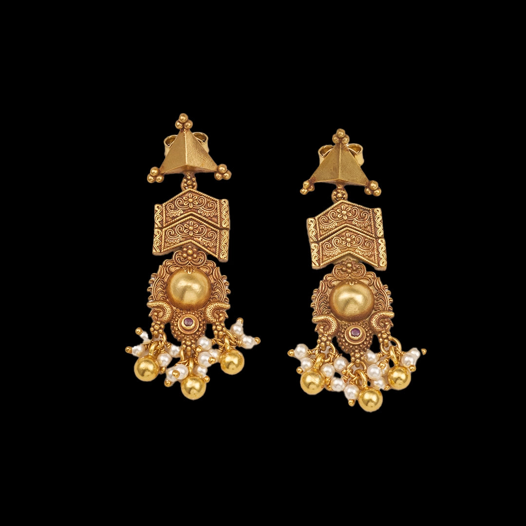 TRADITIONAL ANTIQUE WORK NECKLACE SET