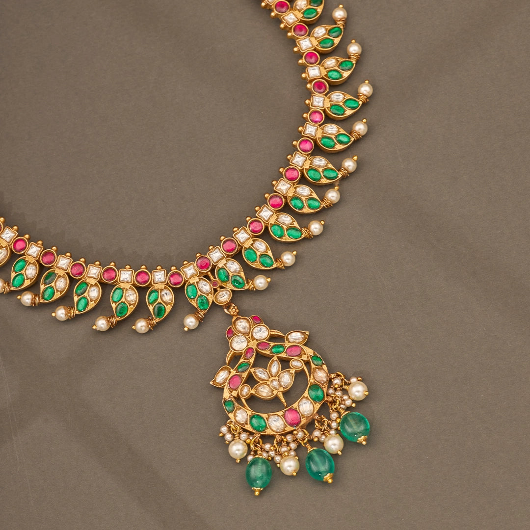 ROYAL EMERALD KEMP NECKLACE