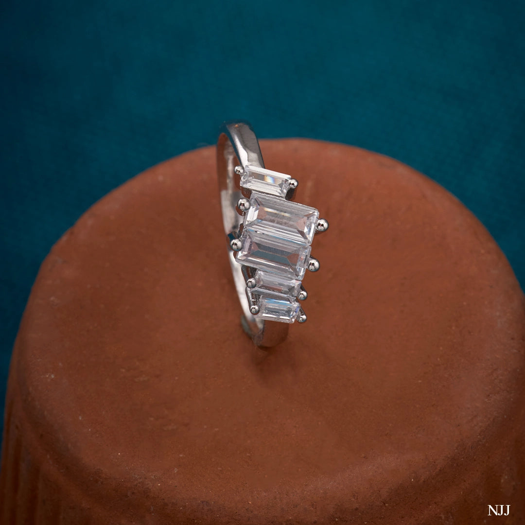 CRYSTAL LADDER RING