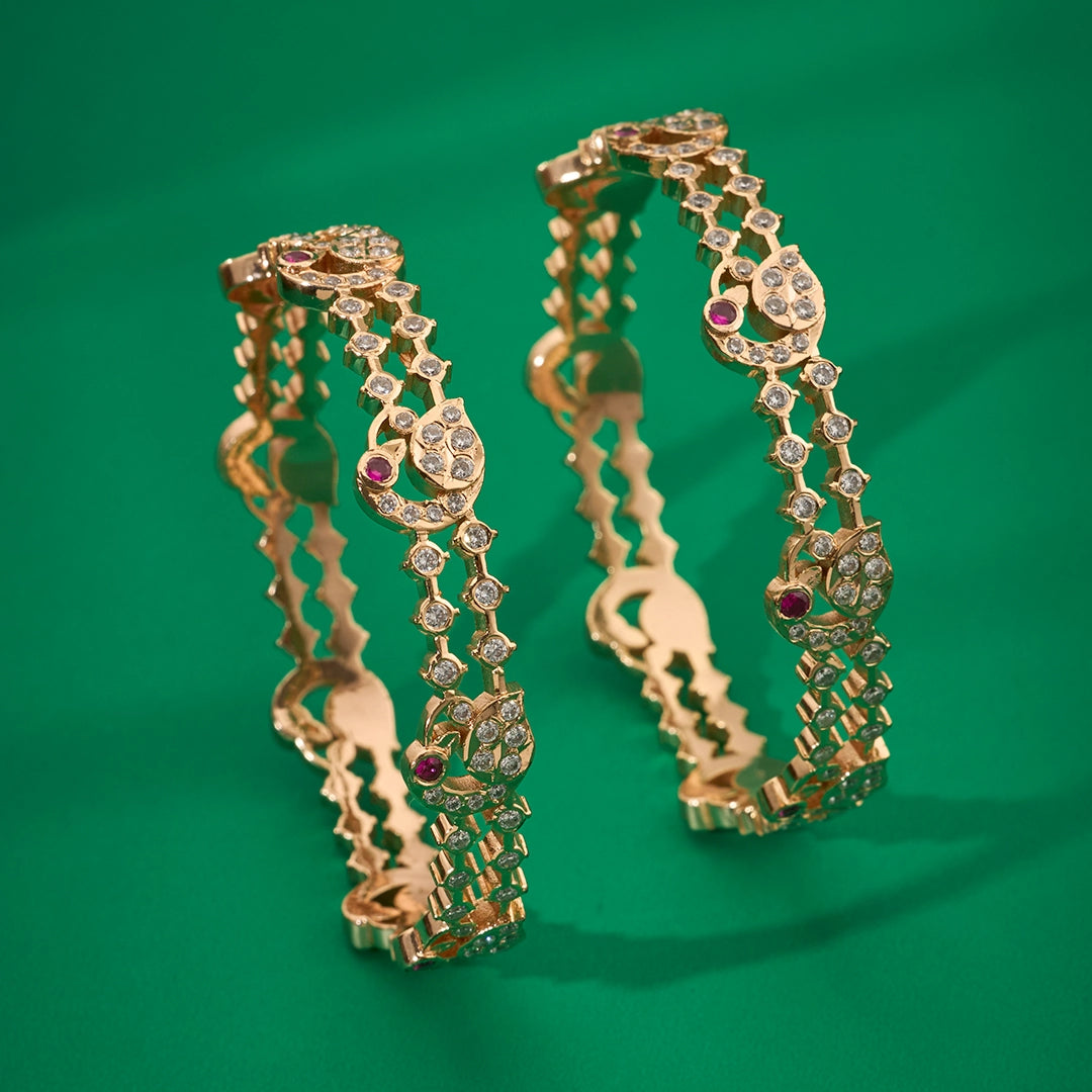 ROSE ROYALE SWAN BANGLE