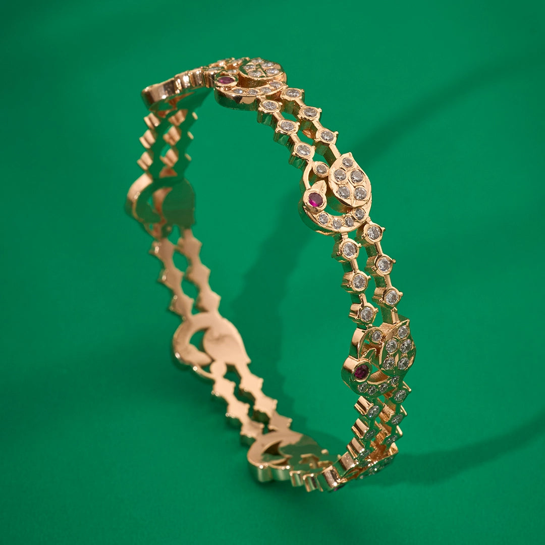 ROSE ROYALE SWAN BANGLE