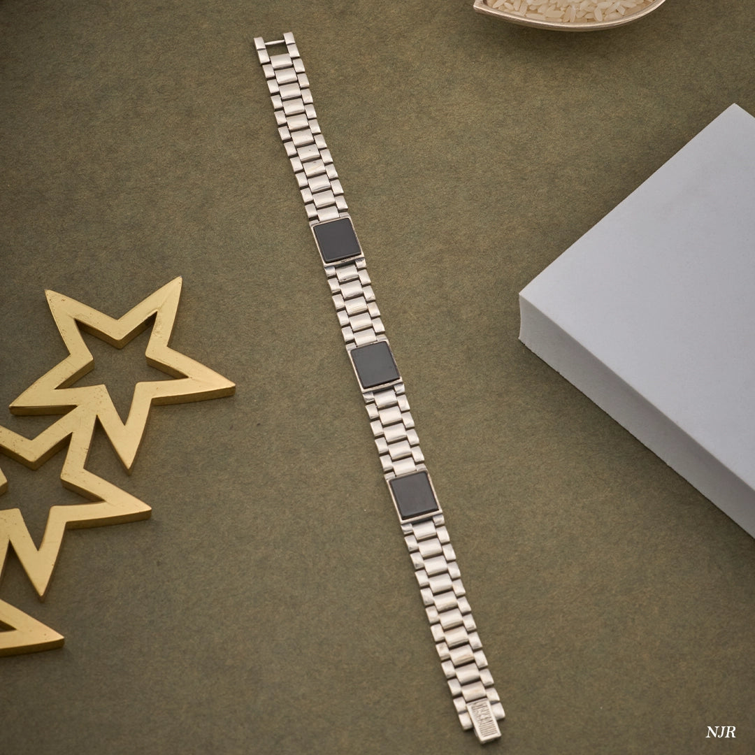 ONYX LINK BRACELET