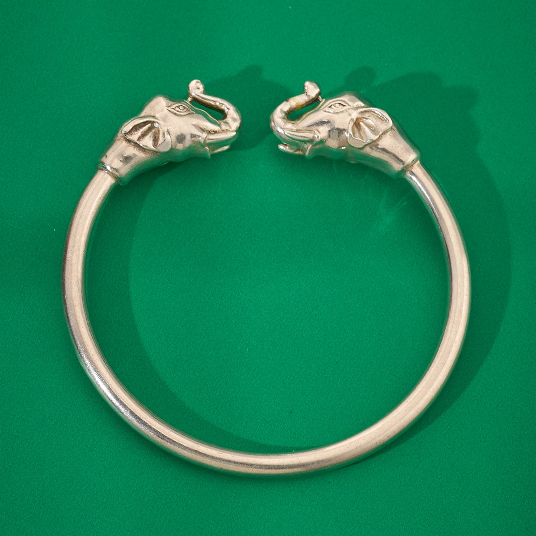 ROYAL ELEPHANT KADA
