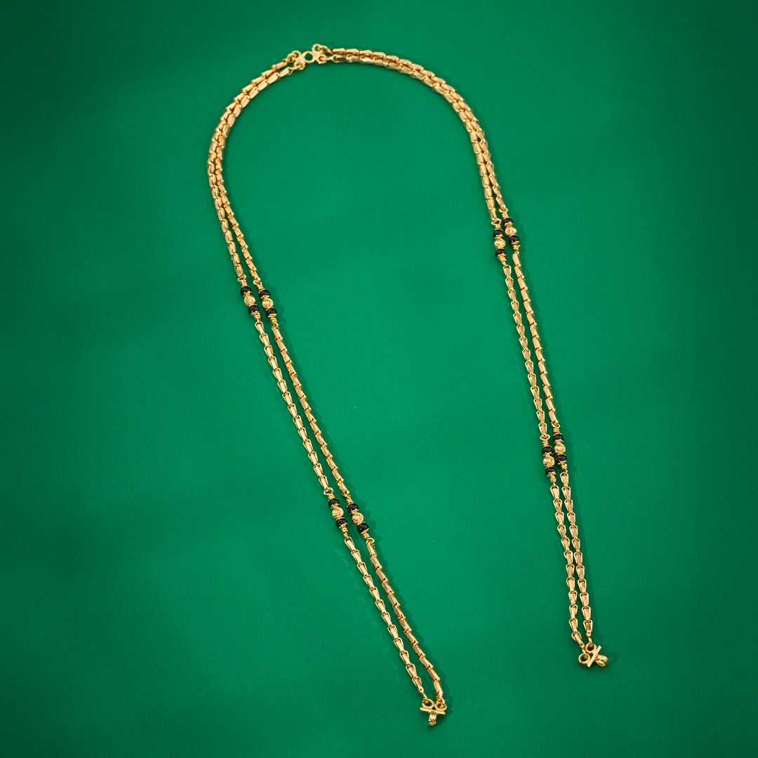 CLASSIC BLACK BEAD GOLD CHAIN