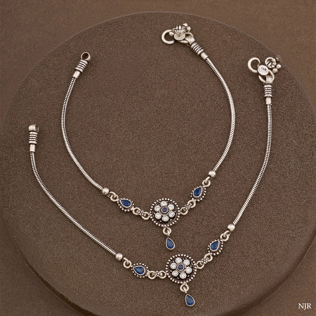 BLUE TEARDROP CHARM ANKLET