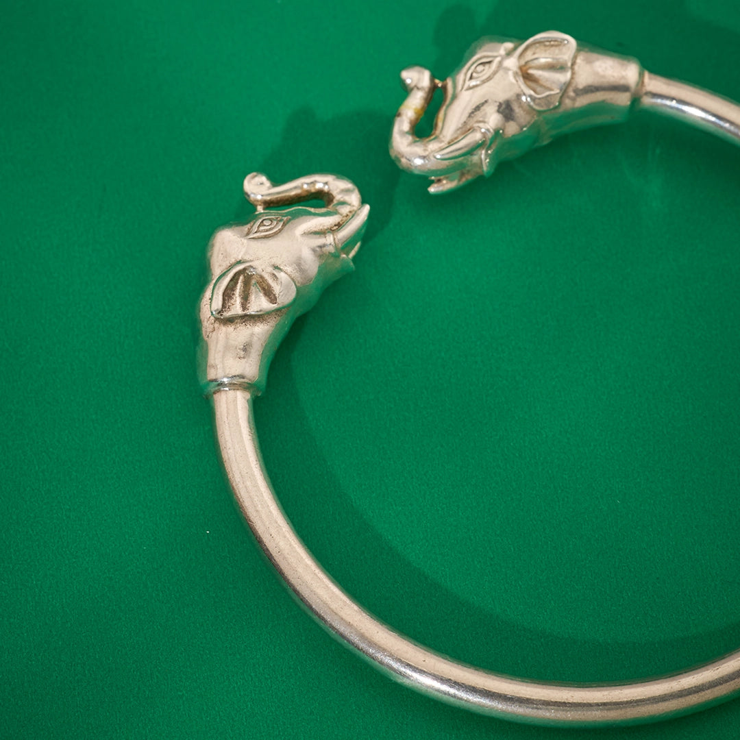 ROYAL ELEPHANT KADA