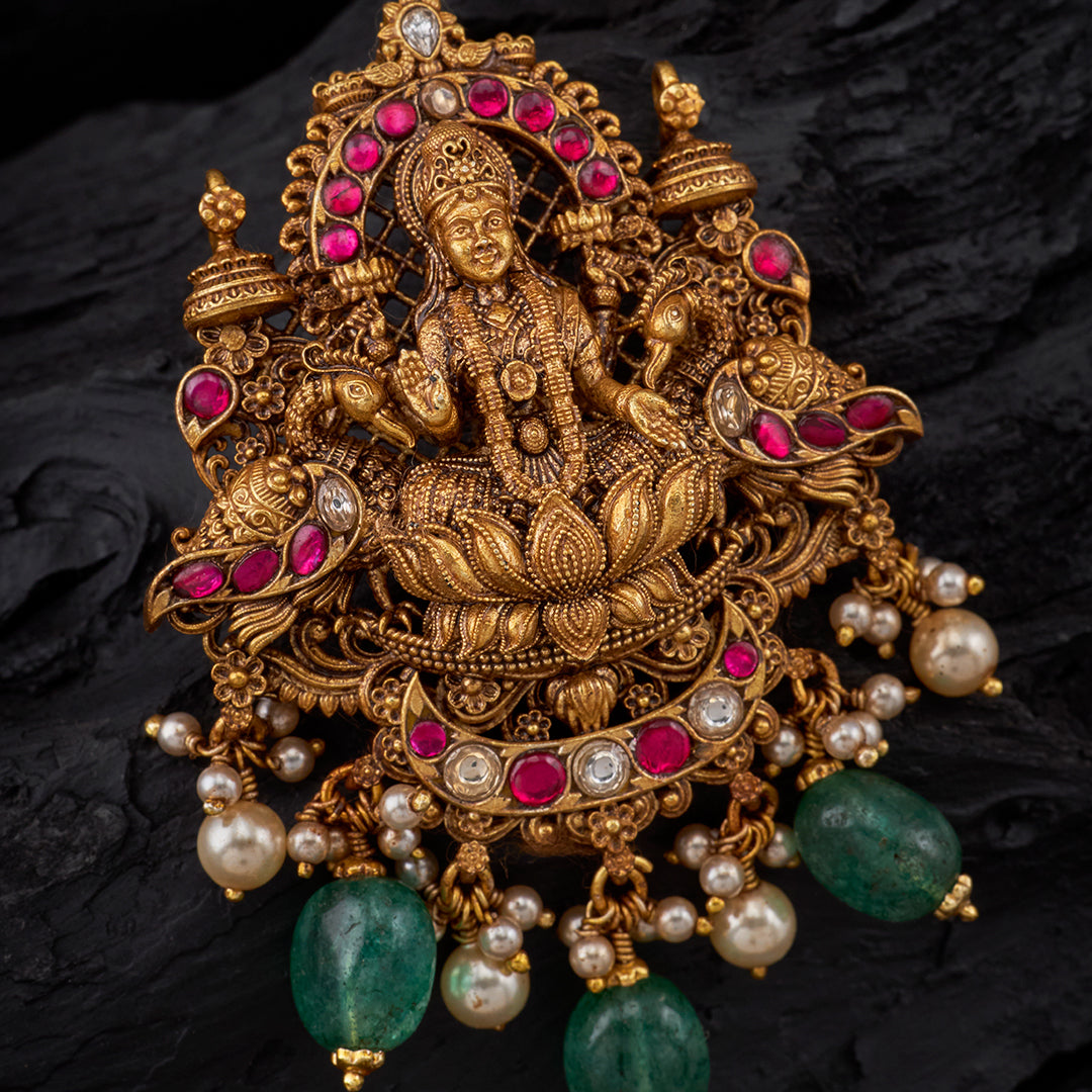 LAKSHMI WITH KUNDAN PENDANT