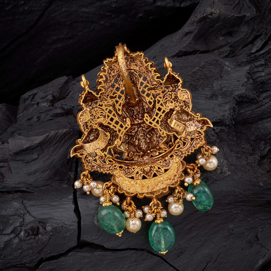 LAKSHMI WITH KUNDAN PENDANT