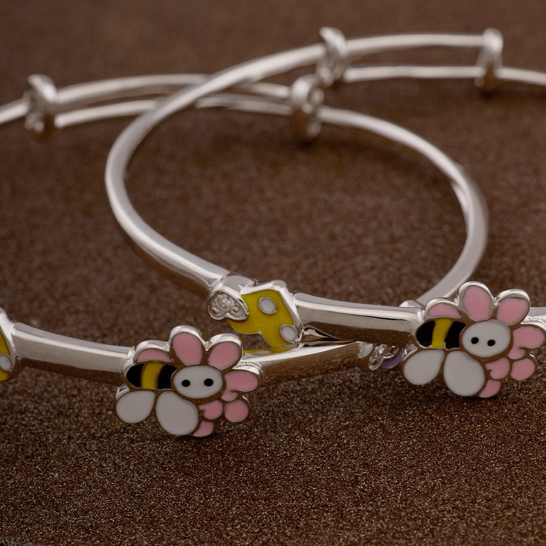 BLOSSOM BEE SILVER BANGLE
