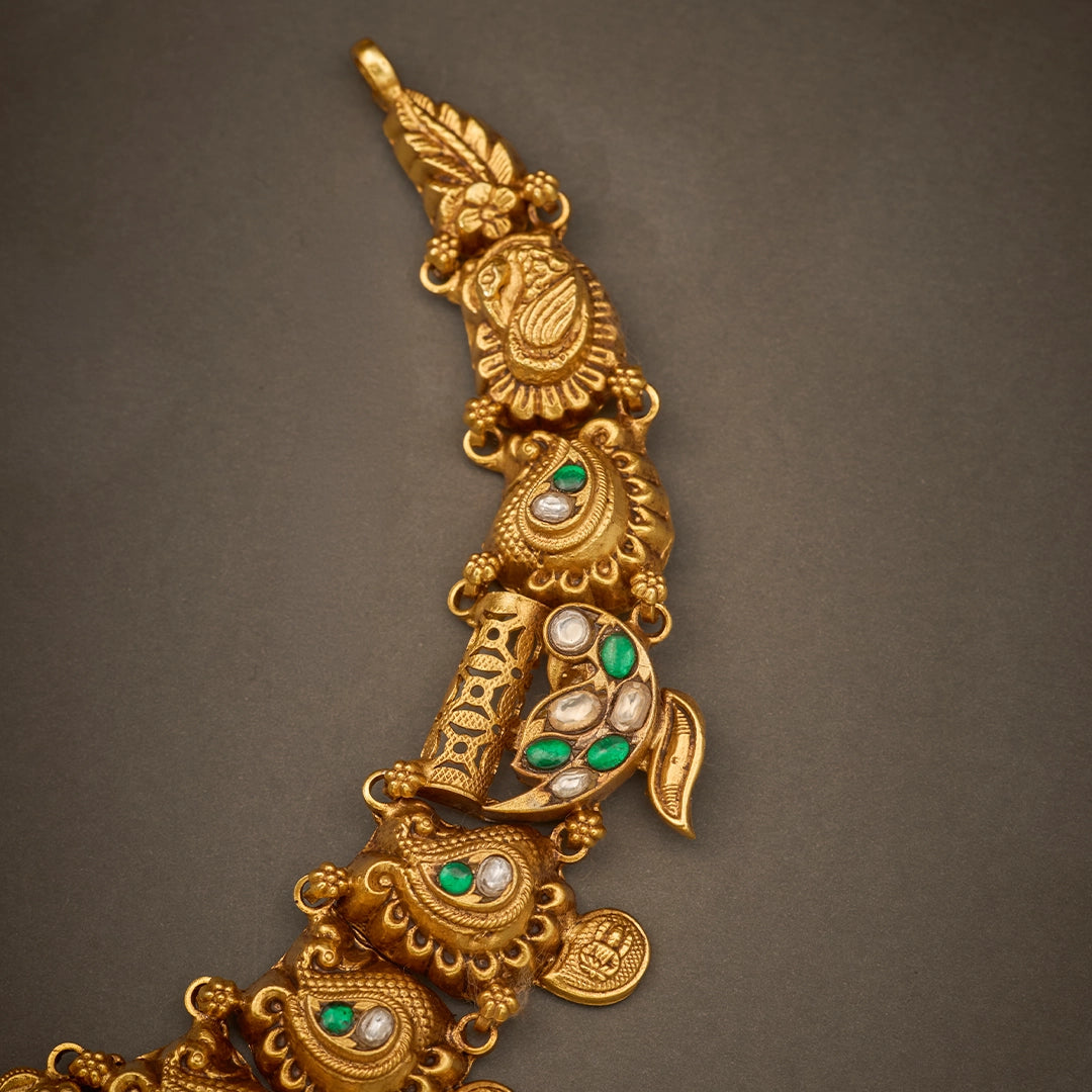 GRAND LAKSHMI KEMP STONE NECKLACE