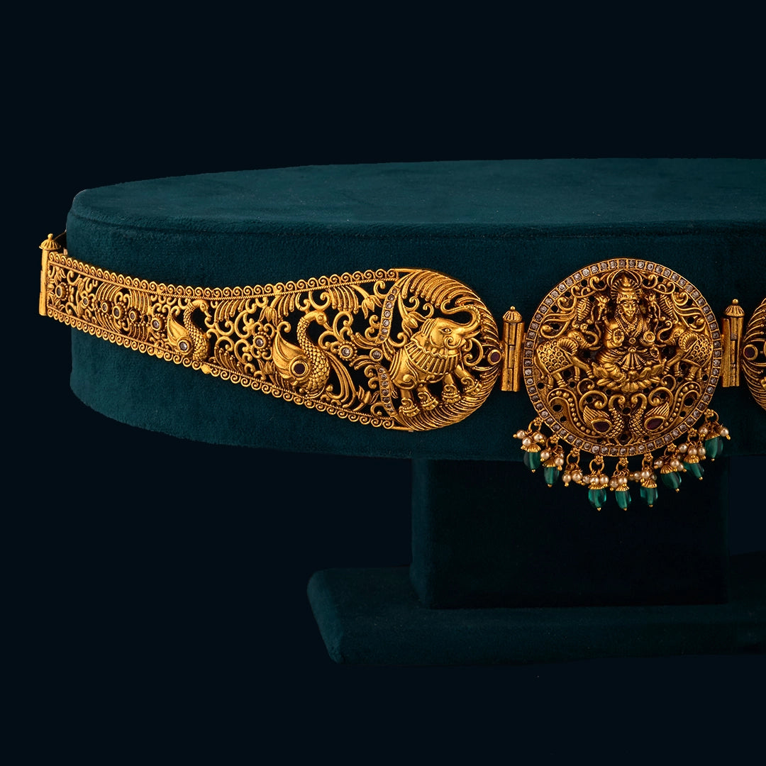 LAKSHMI PEACOCK BRIDAL DAAB