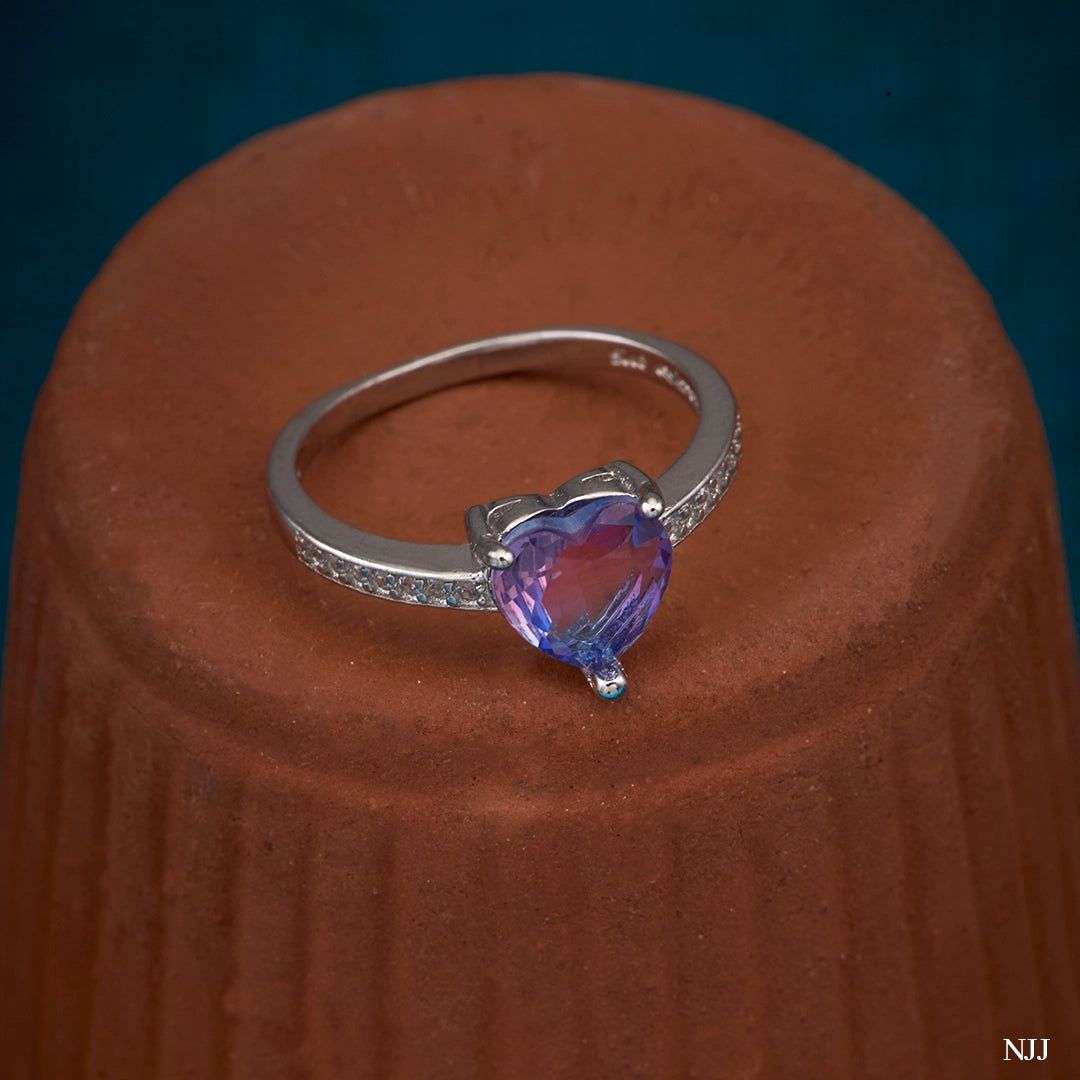 HEART GLOW RING