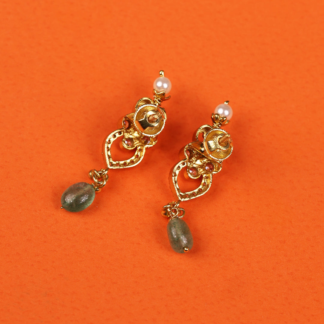 WHITE STONE LAKSHMI NECKLACE SET