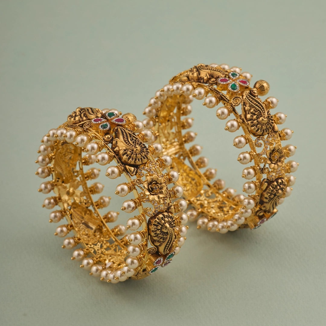 BLOOMS PEARL HERITAGE BANGLE