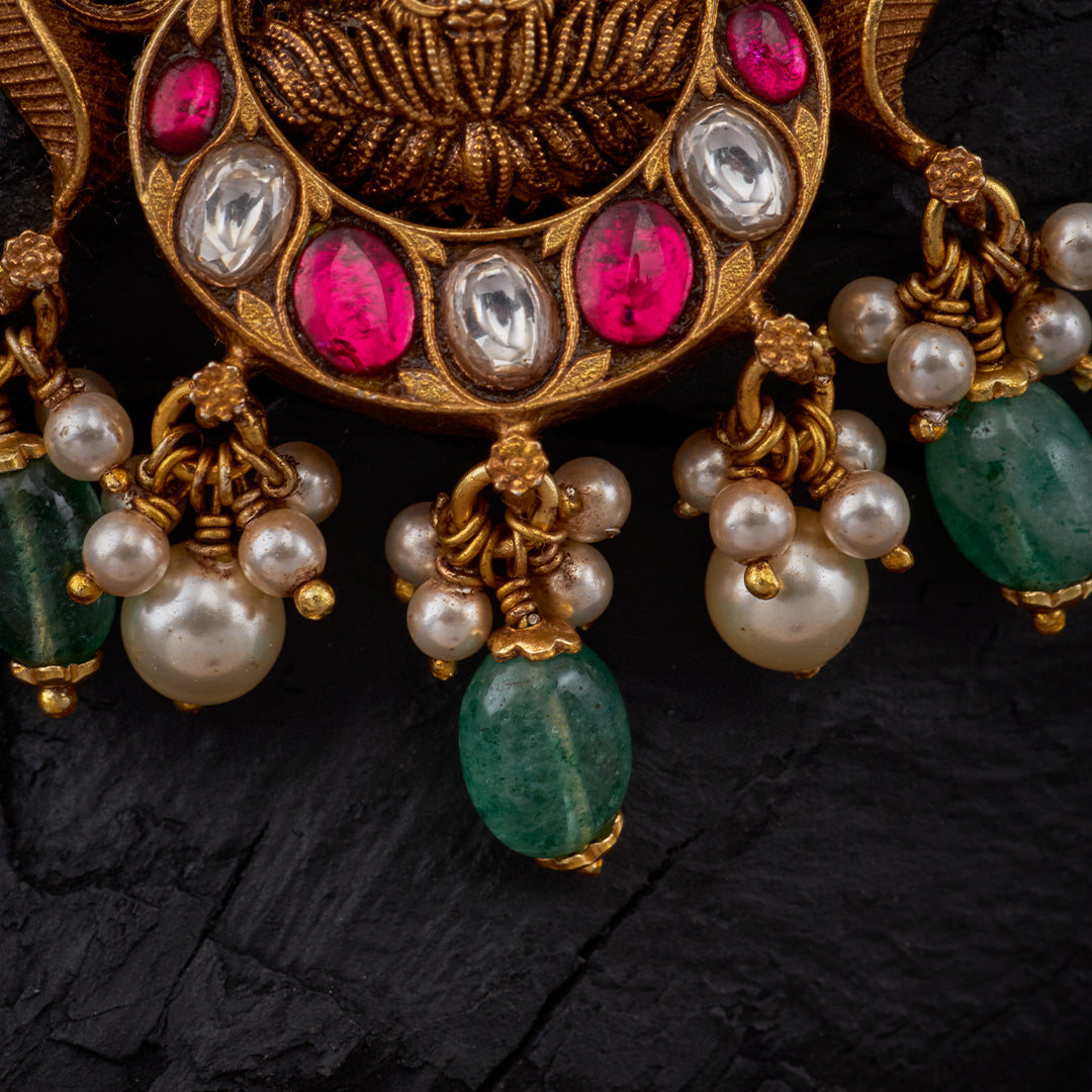 LAKSHMI KUNDAN HALF MOON PENDANT
