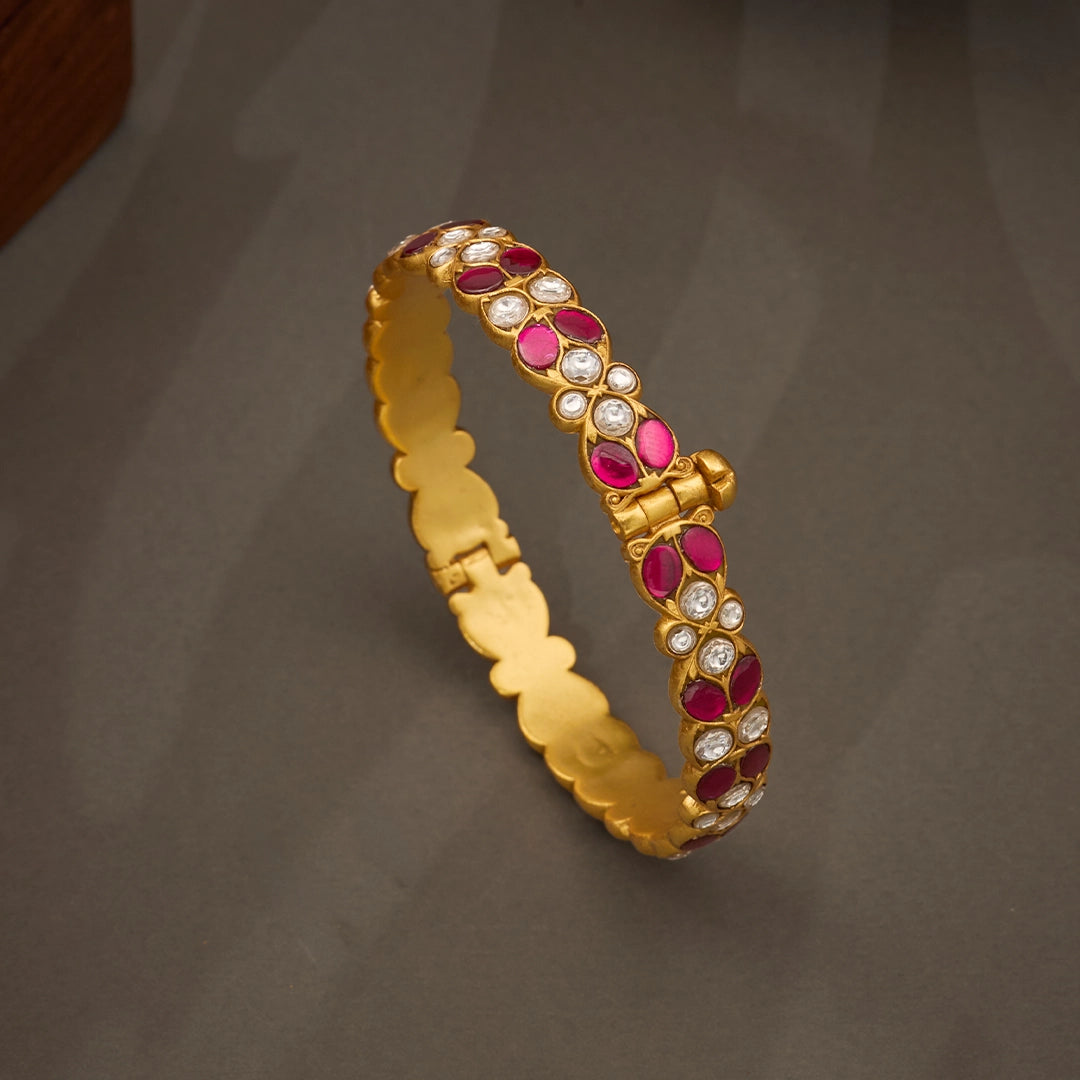 RUBY WHITE STONE FLORAL BANGLES