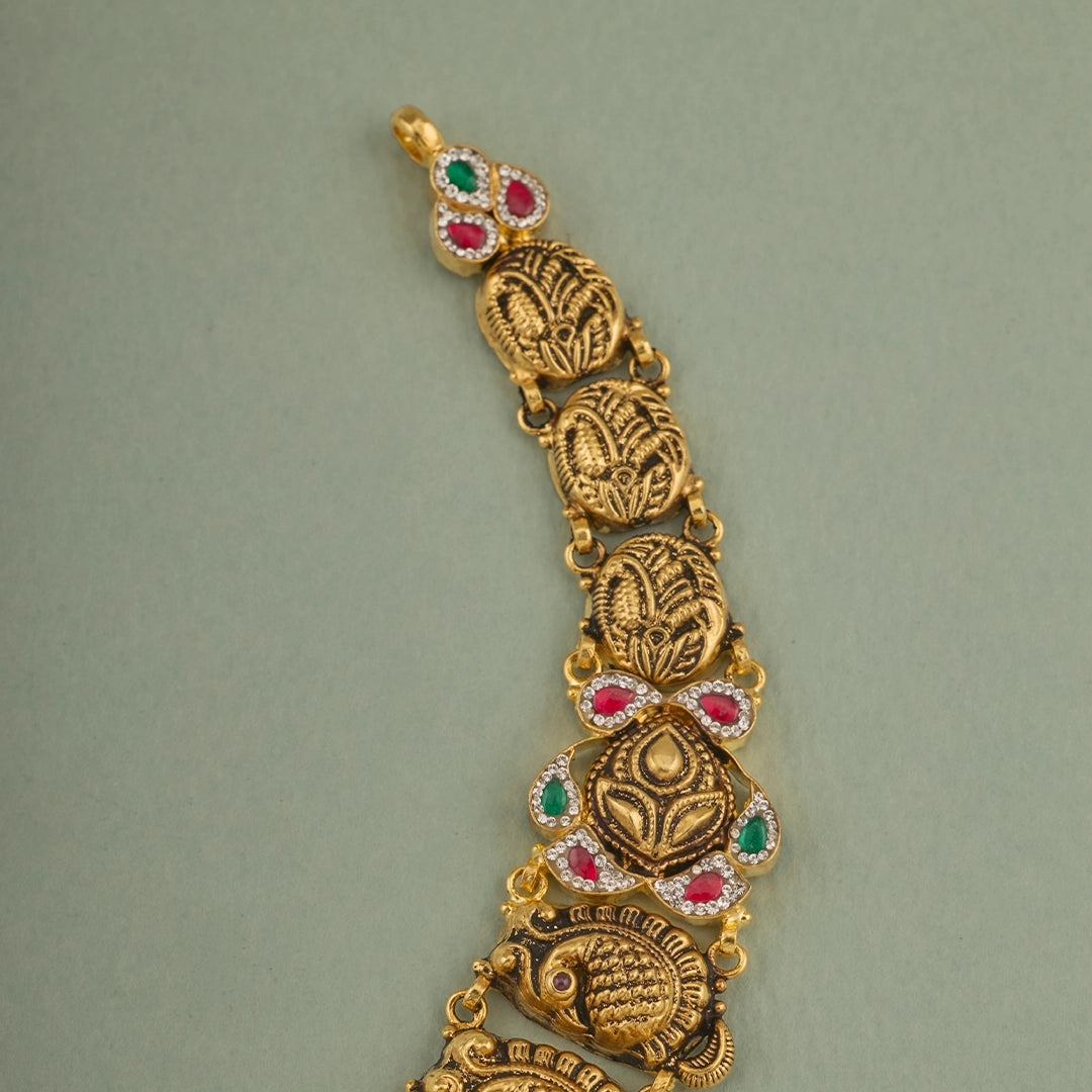ROYAL LAKSHMI PENDANT NECKLACE