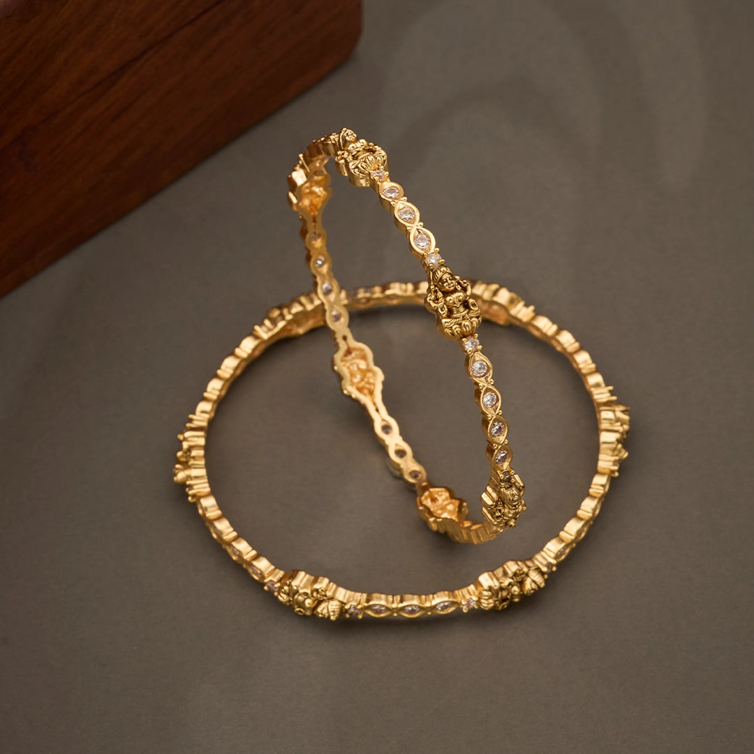 CLASSIC WHITE STONE LAKSHMI BANGLE