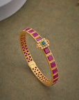 ROYAL RUBY CREST BANGLE
