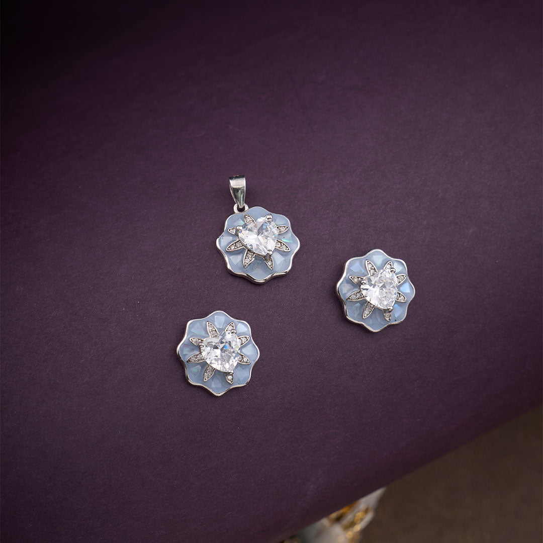 AQUA BLOSSOM CHARM SET