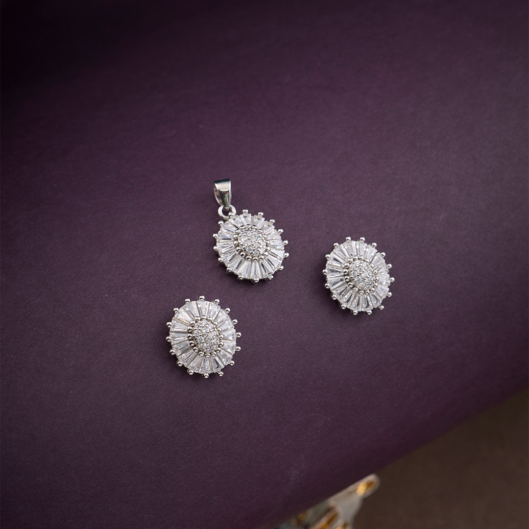 IMPERIAL GLOW PENDANT SET