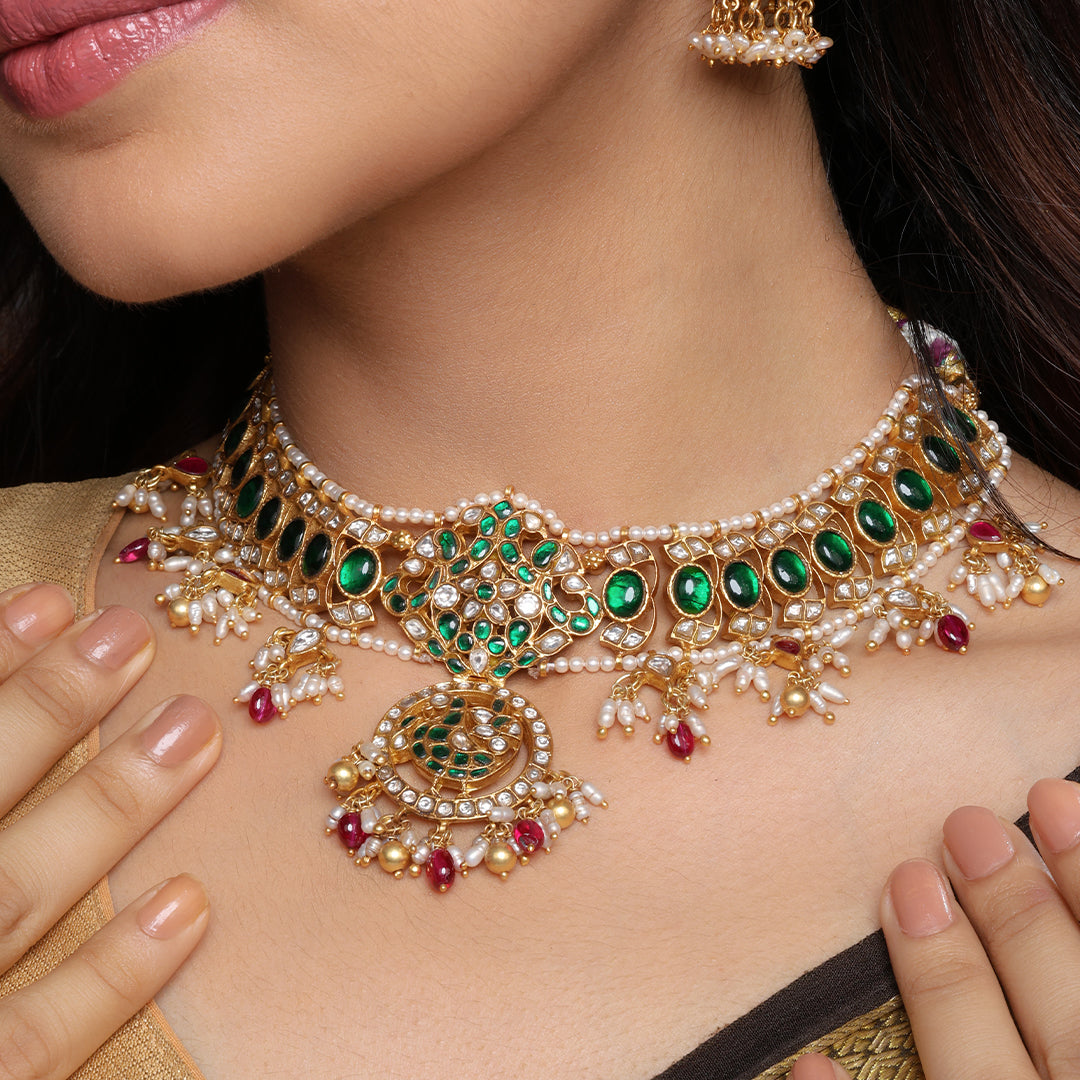 GREEN KUNDAN NECKLACE