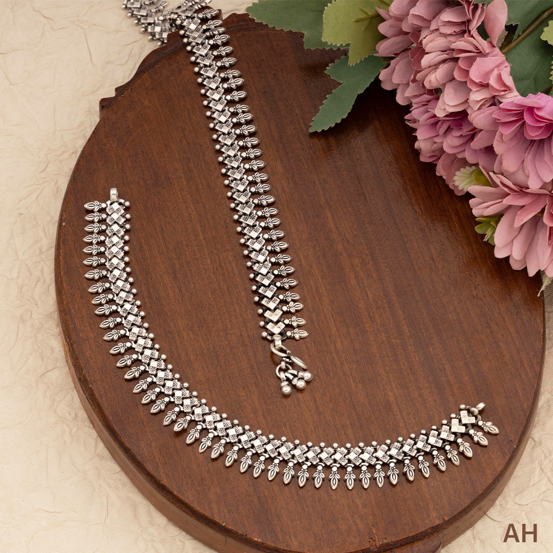 TRADITIONAL DESIGNER ANKLETS