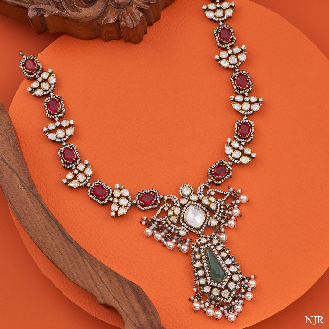VINTAGE IMPERIAL NECKLACE SET