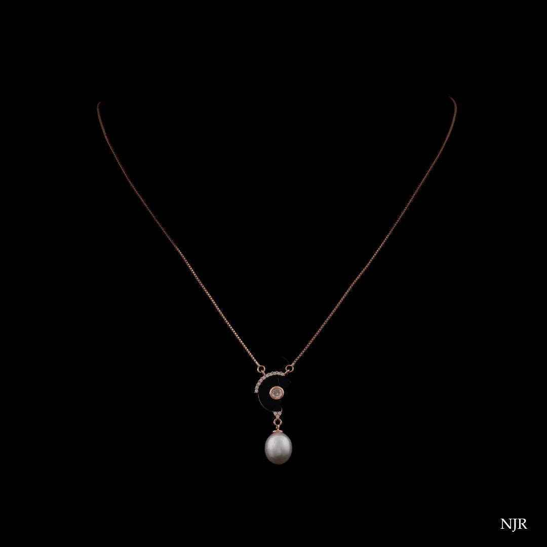 MOONLIT PEARL DROP SET