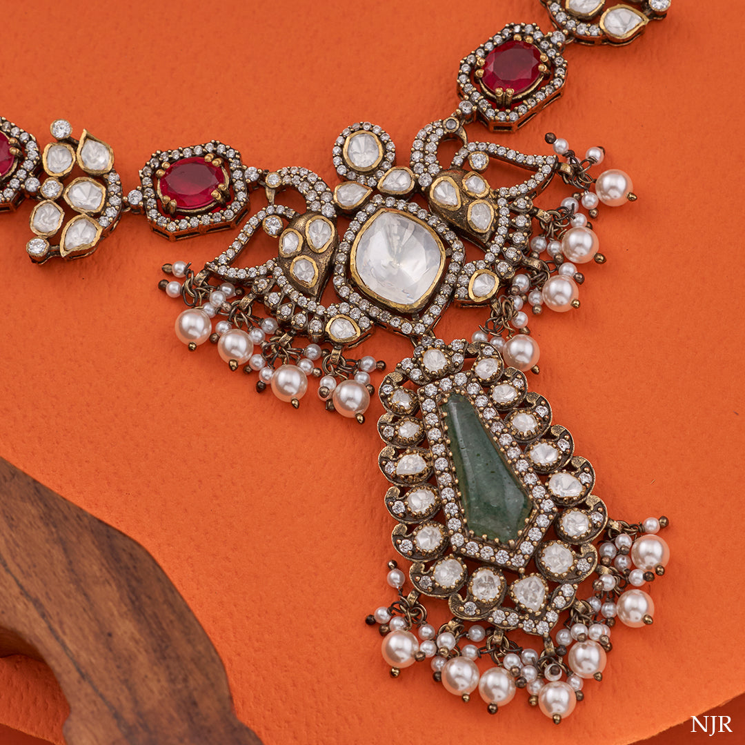 VINTAGE IMPERIAL NECKLACE SET
