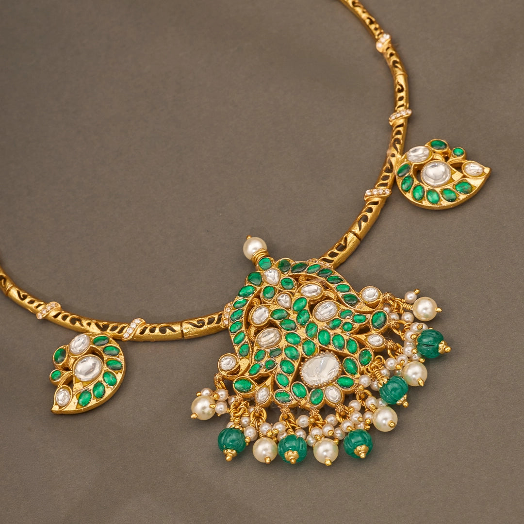 EMERALD MAYURA PENDANT KANTI NECKLACE