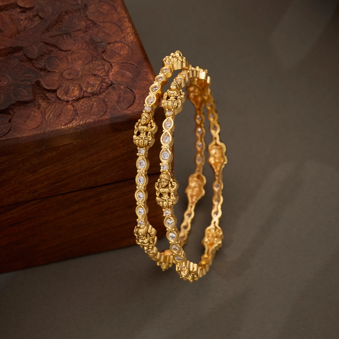 CLASSIC WHITE STONE LAKSHMI BANGLE