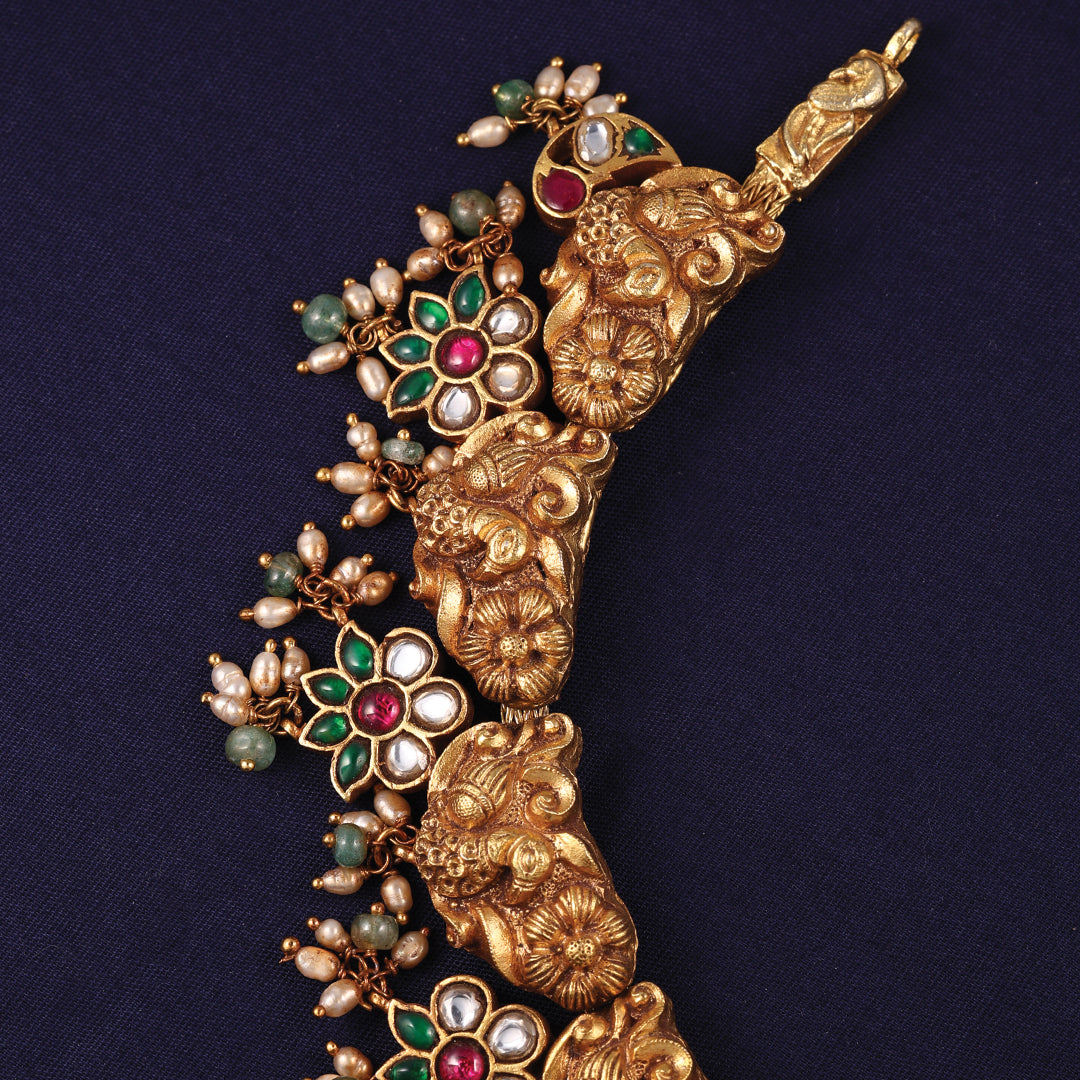 ANTIQUE LAKSHMI KUNDAN NECKLACE