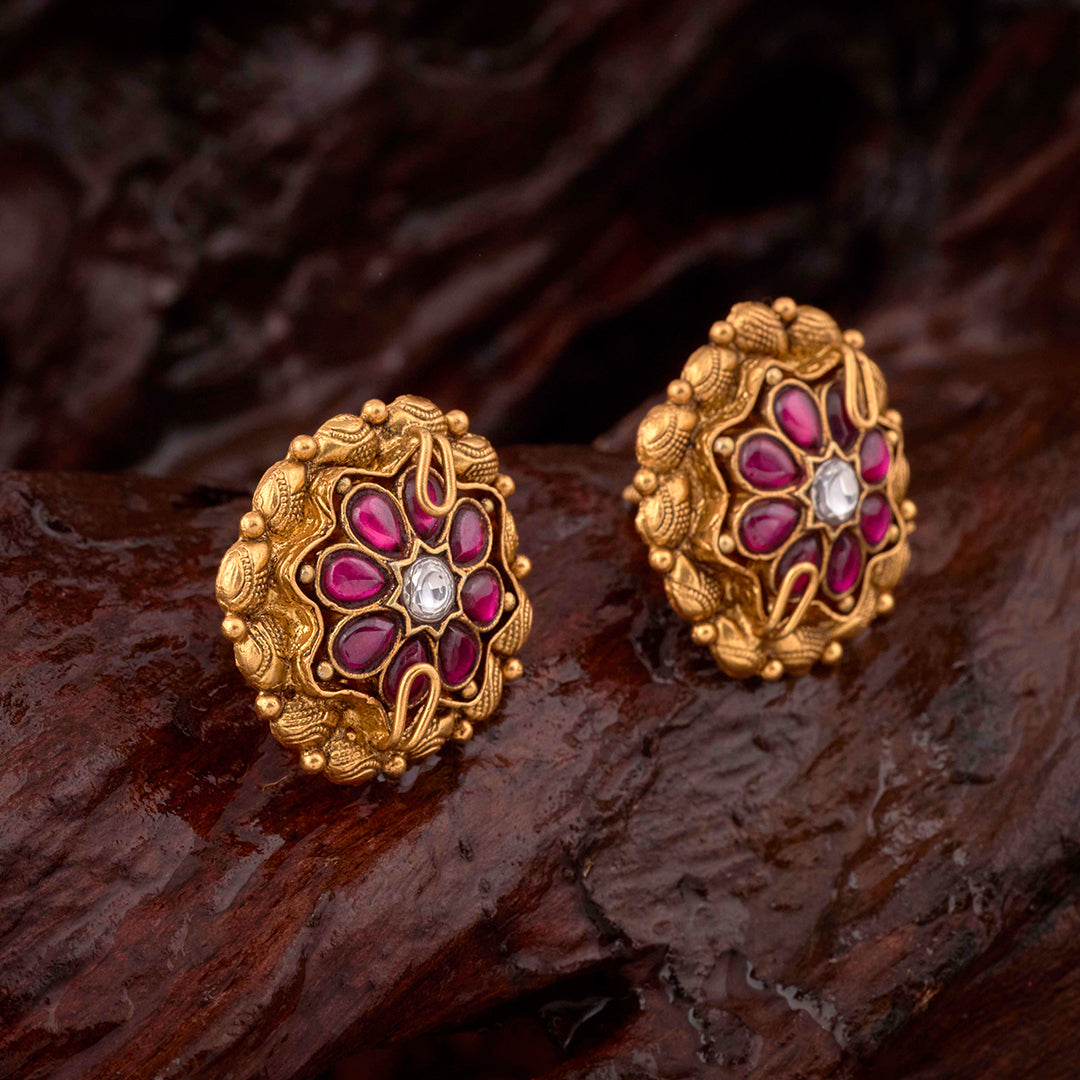 NAKASH KUNDAN STUDS