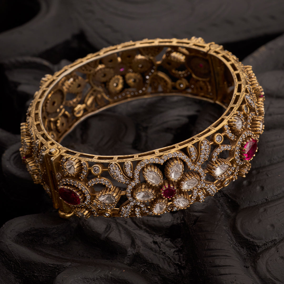 ROYAL POLKI BANGLE
