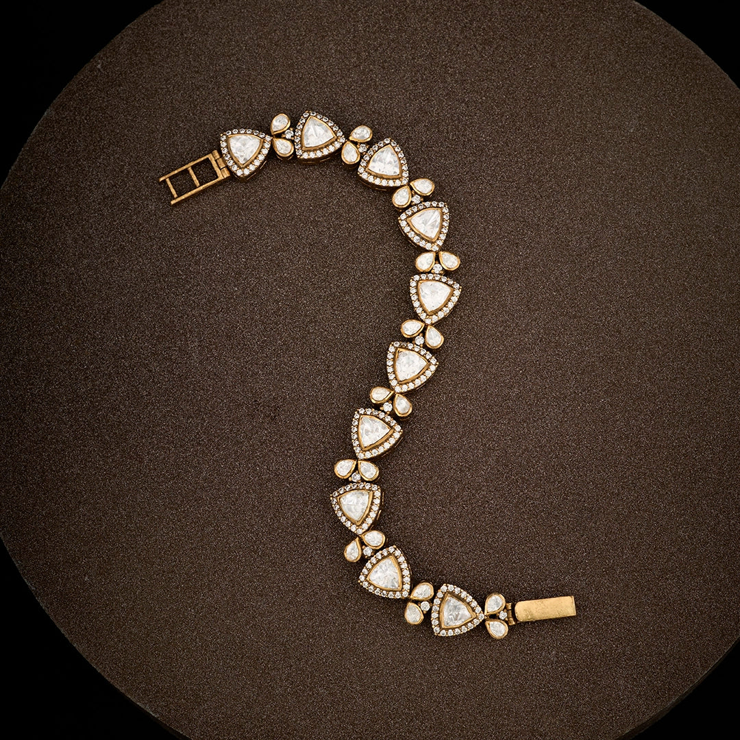 TRIANGE DIAMOND BRACELET