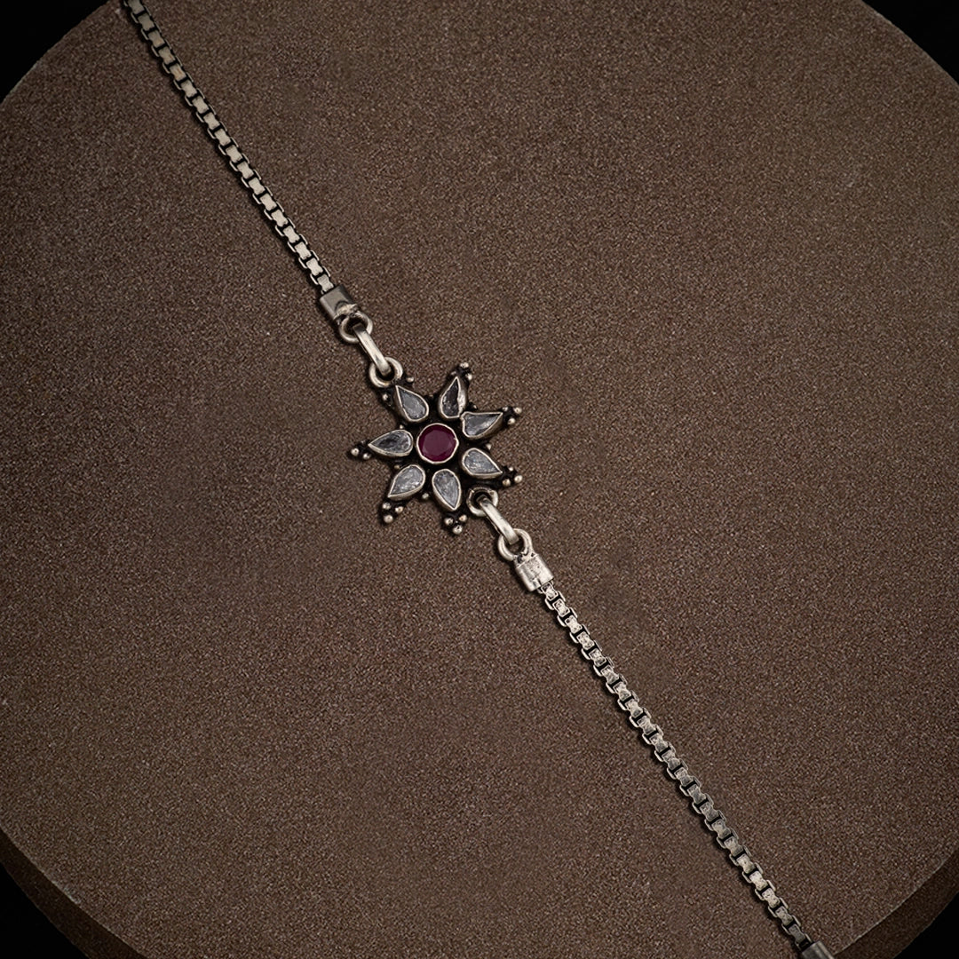 PETAL SPARK BRACELET