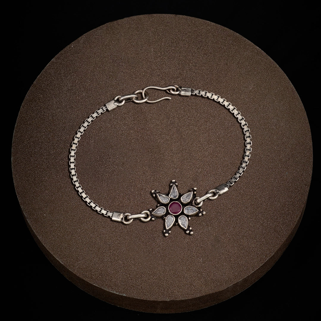 PETAL SPARK BRACELET