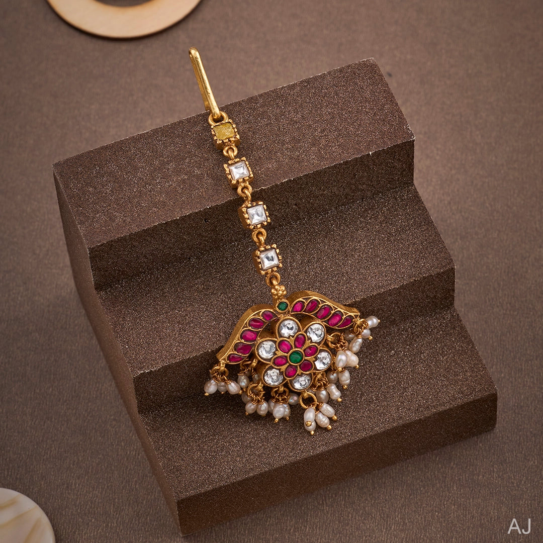 FLORAL KUNDAN TIKKA