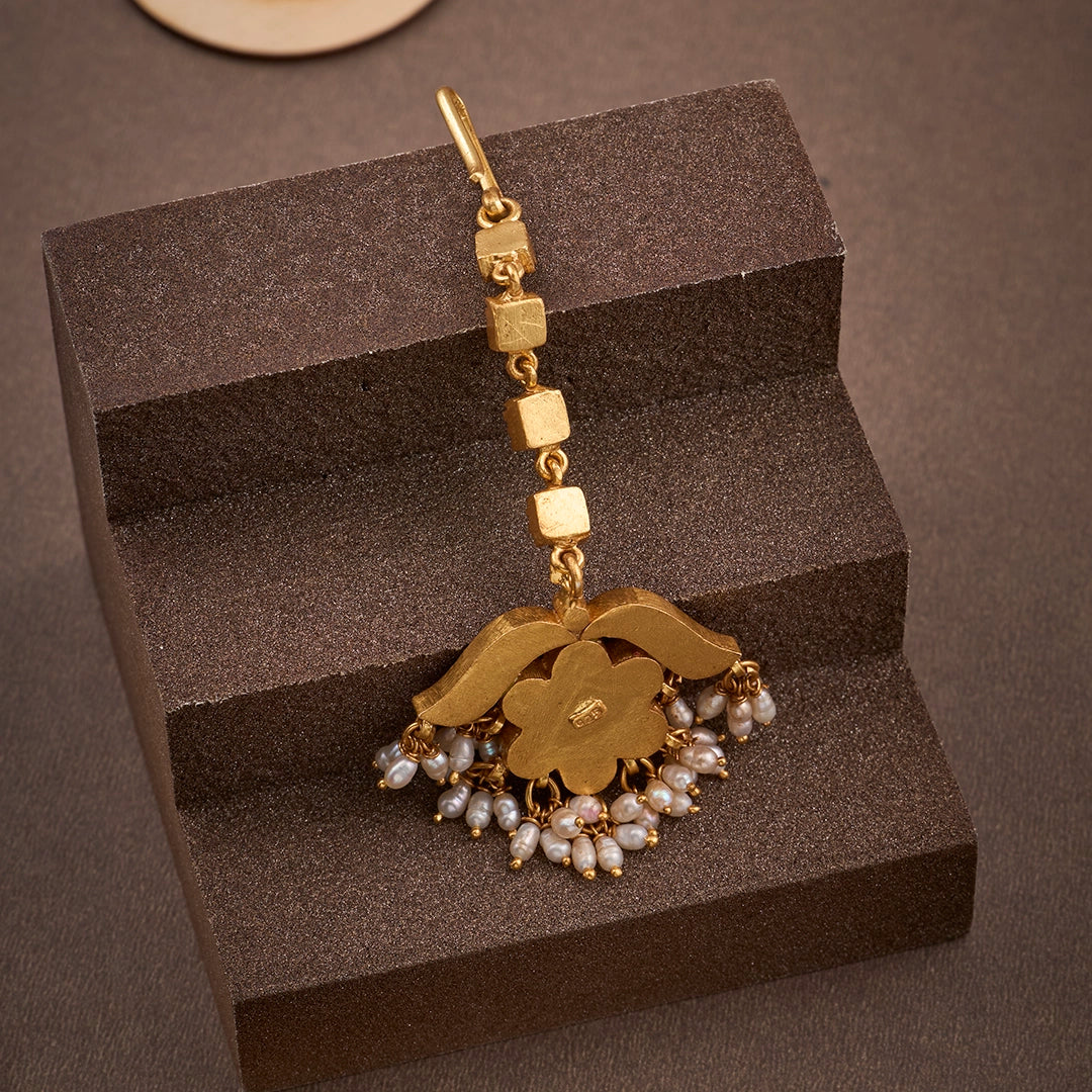 FLORAL KUNDAN TIKKA
