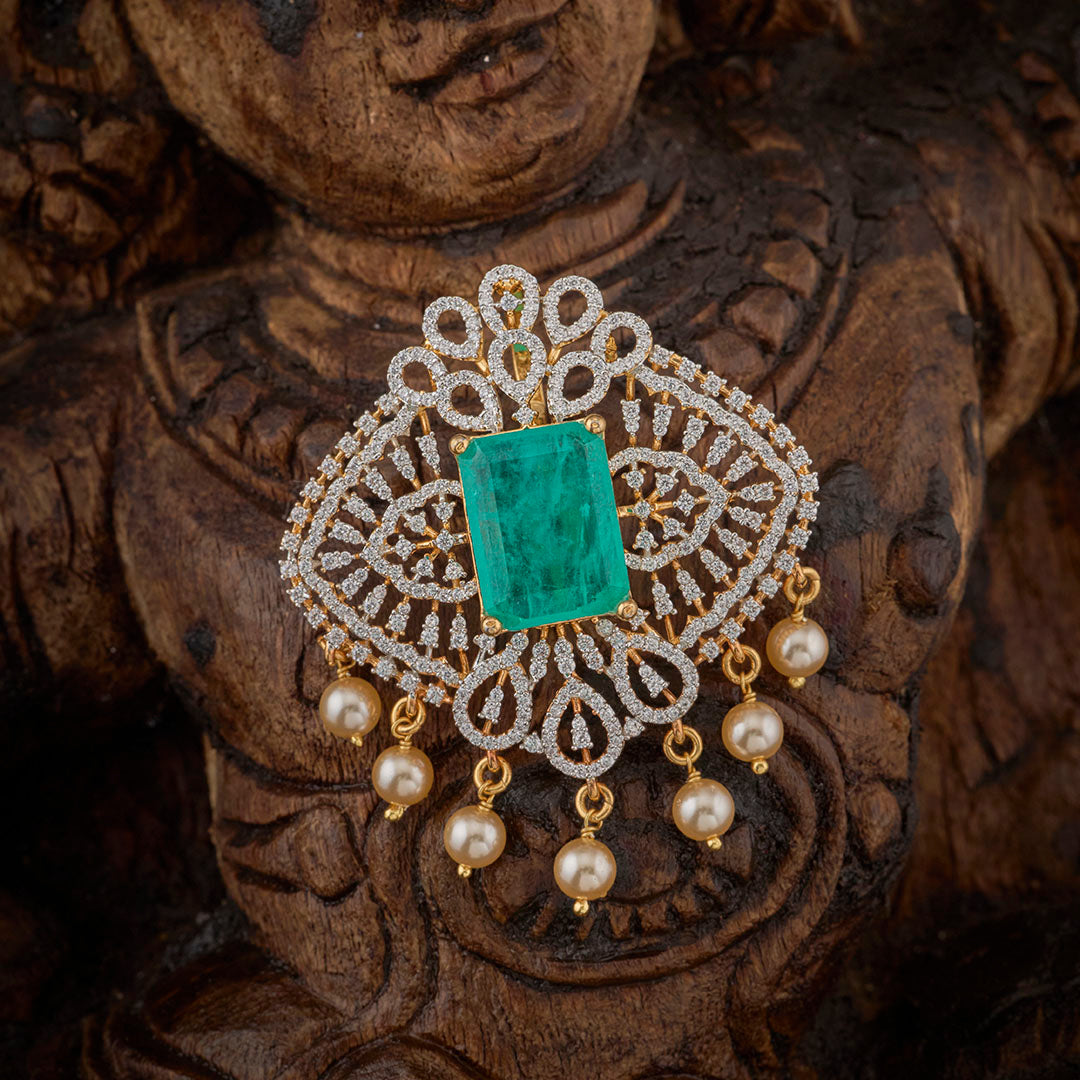 EMERALD HALO PENDANT SET